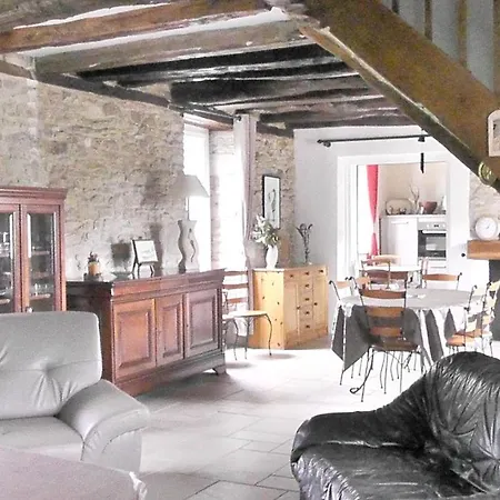 Maison De 5 Chambres Avec Piscine Privee Jardin Clos Et Wifi A Semesterbostad *