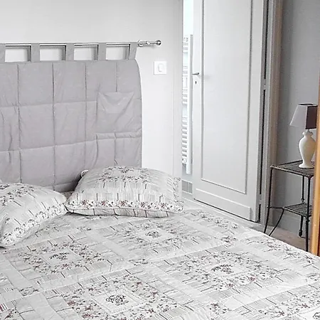 Maison De 5 Chambres Avec Piscine Privee Jardin Clos Et Wifi A *